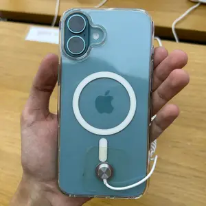 iPhone 16 Plus